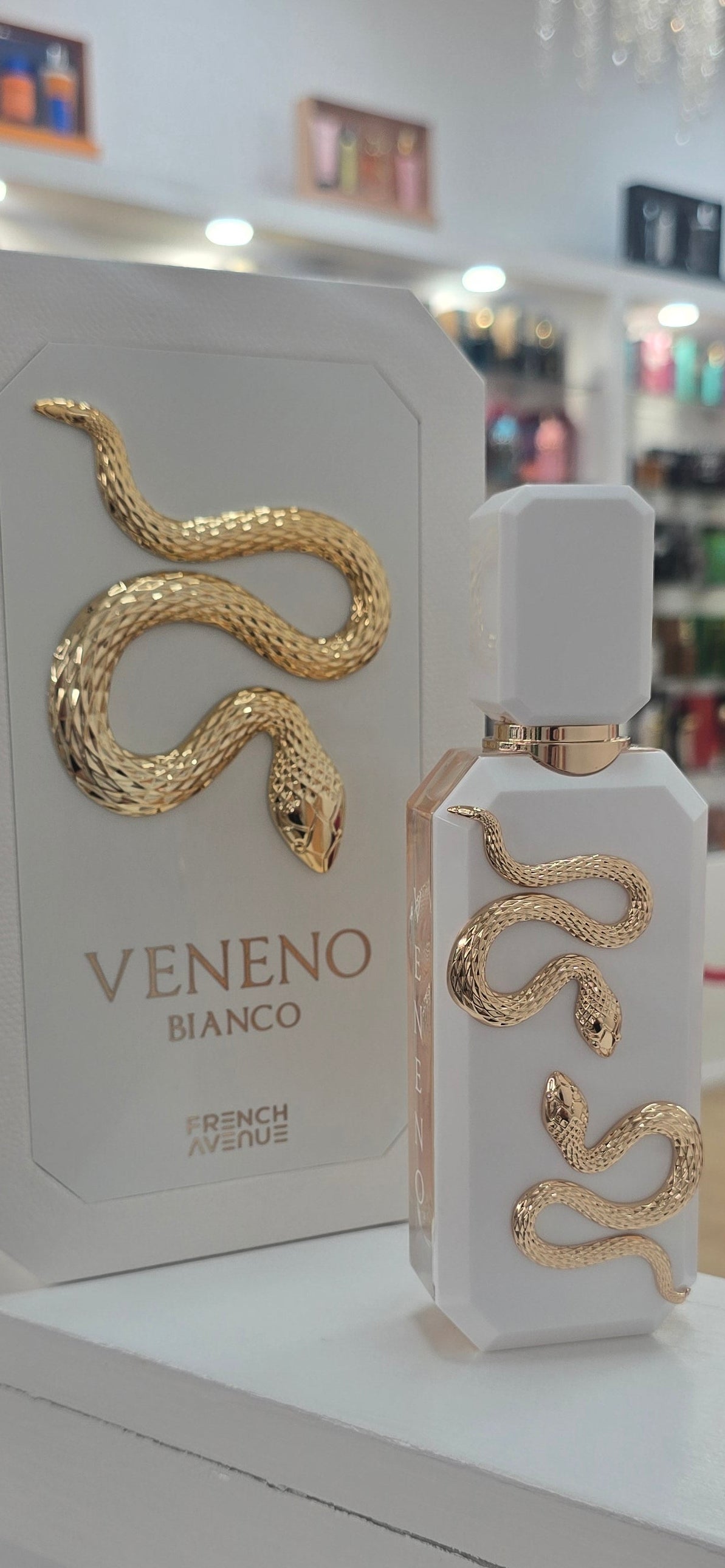 VENENO BIANCO..FRENCH AVENUE